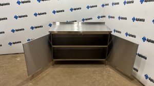 Стіл тумба двері розпашні