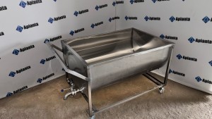 Ємність з нержавіючої сталі