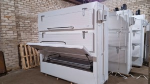 Камера холодильна для моргу бічна тримісна